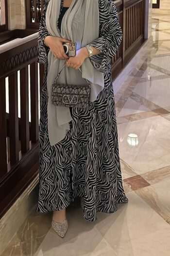 M08 Abaya