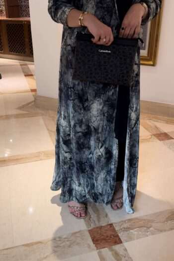 M09 Abaya